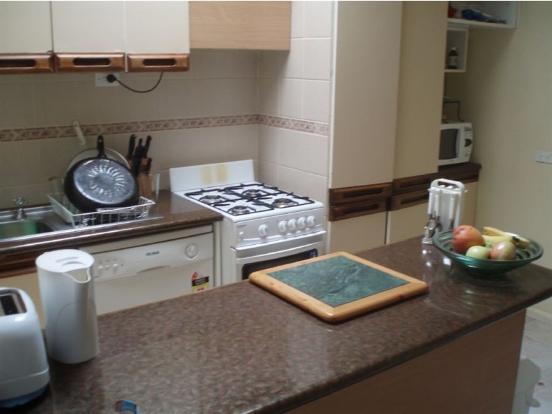 33 Cricklewood Avenue, Frankston VIC 3199