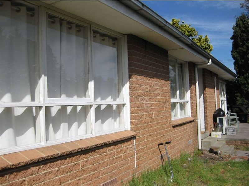 24 Roberts Street, Frankston VIC 3199