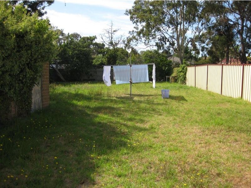 24 Roberts Street, Frankston VIC 3199