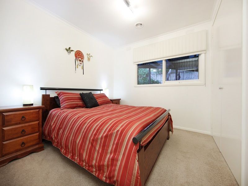 27 Golf Links Rd, Frankston VIC 3199