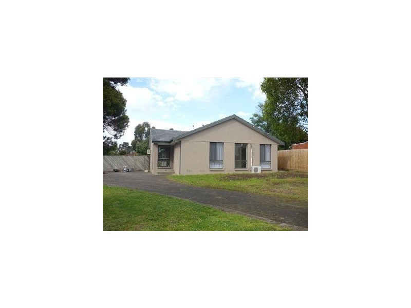6 Lancaster Court, Somerville VIC 3912