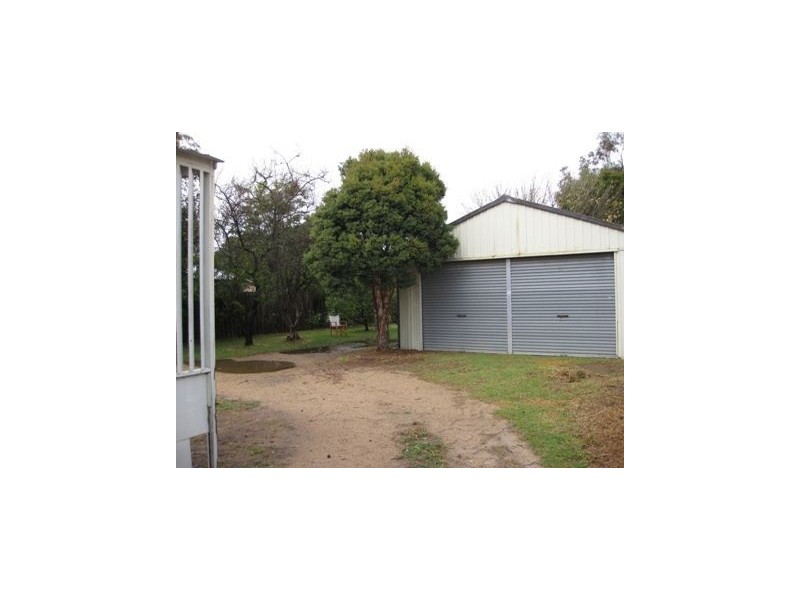 27 Glenelg Avenue, Frankston VIC 3199