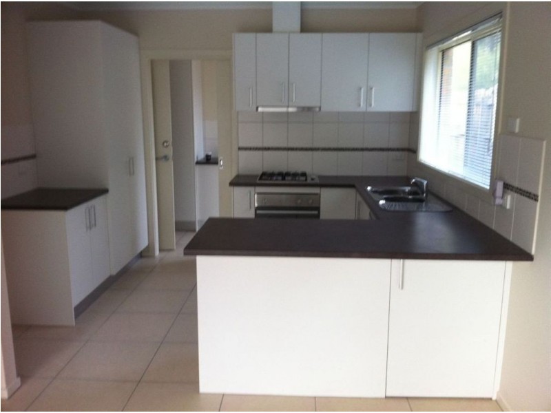 2/92 Fortescue Avenue, Seaford VIC 3198