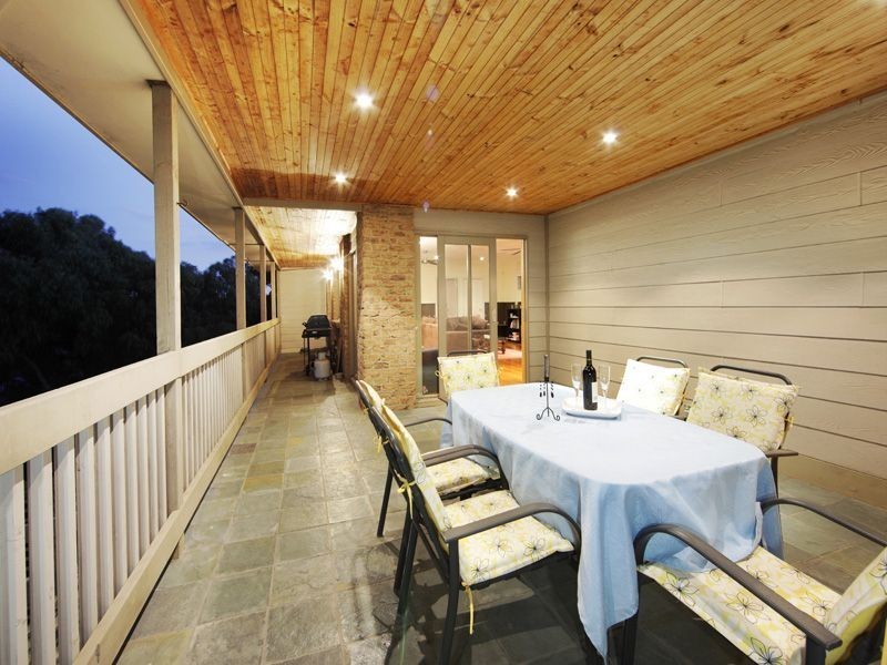 5 Malura Place, Frankston VIC 3199