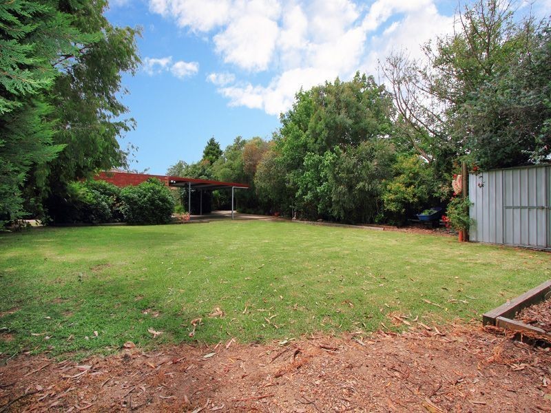 16 Taketa Crescent, Frankston VIC 3199