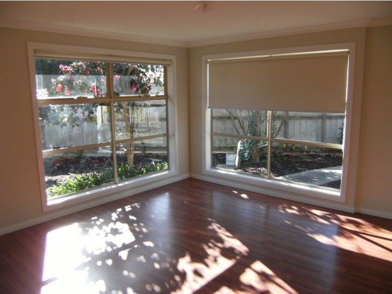 24 McCulloch Avenue, Seaford VIC 3198