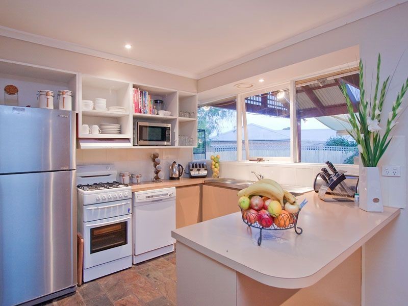 4 Gretel Court, Frankston VIC 3199