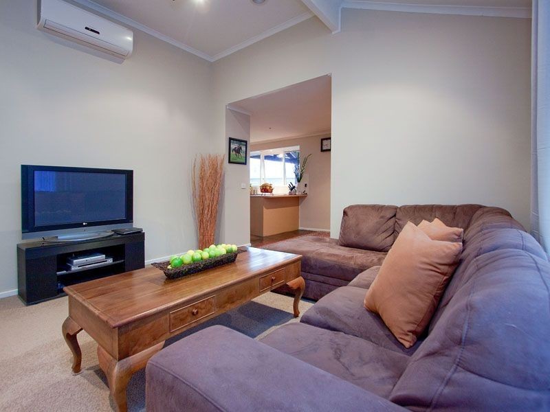 4 Gretel Court, Frankston VIC 3199