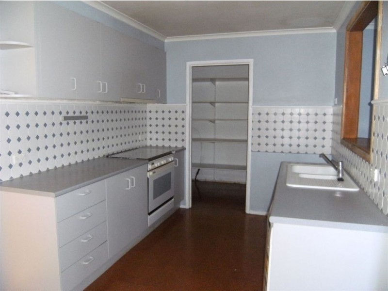 16 Hudson Avenue, Frankston VIC 3199