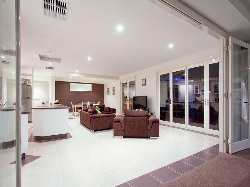 4 The Concourse, Frankston South VIC 3199