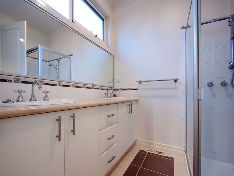 4 The Concourse, Frankston South VIC 3199