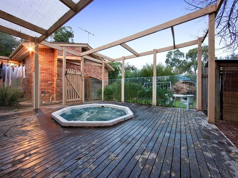 2 Wakool Close, Frankston VIC 3199