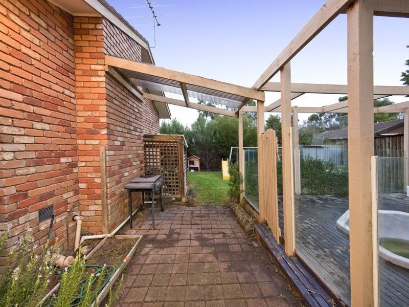 2 Wakool Close, Frankston VIC 3199