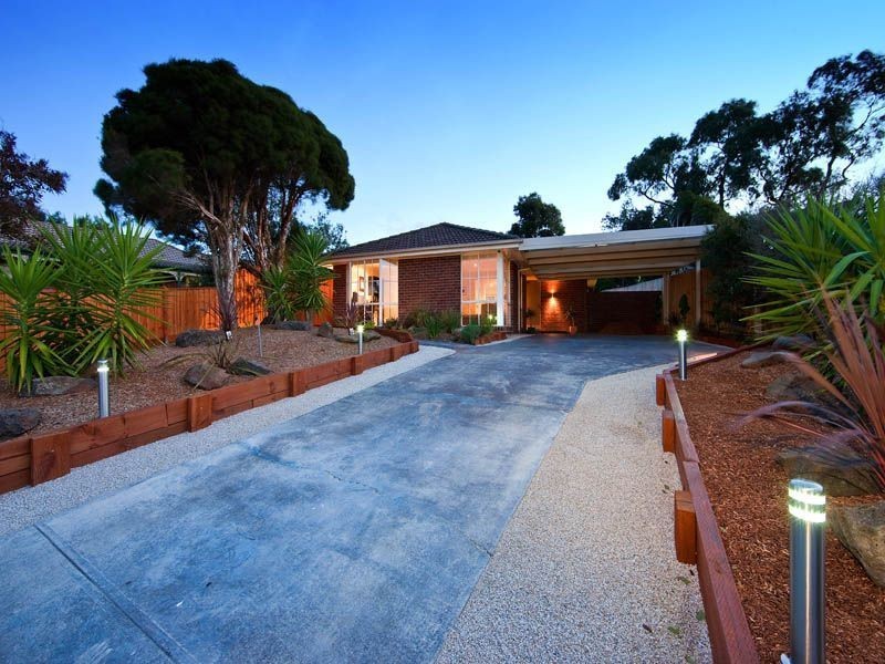 9 Chantilly Court, Frankston VIC 3199