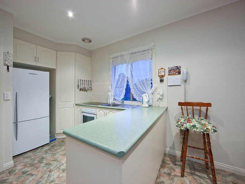 8 Pauline Court, Frankston South VIC 3199