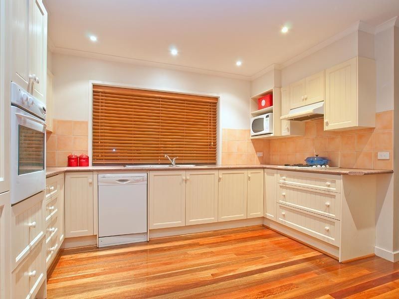 28 Dunsterville Cres, Frankston VIC 3199