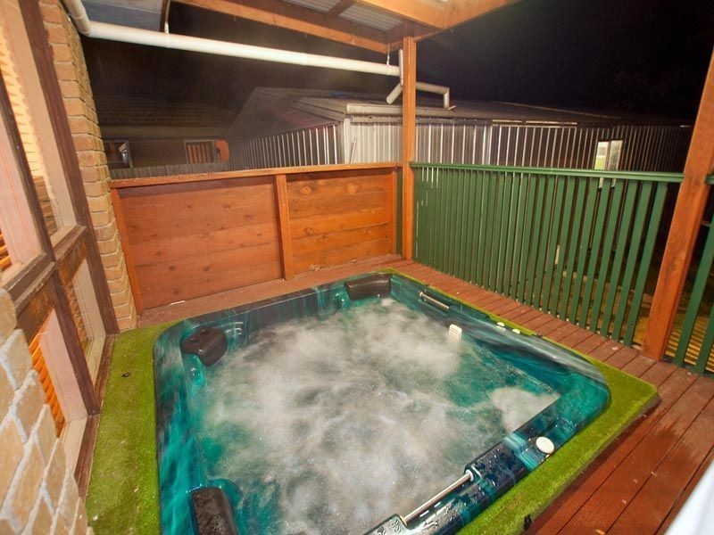 28 Dunsterville Cres, Frankston VIC 3199