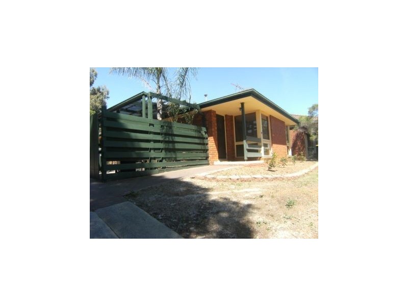 17 Gattinara Drive, Frankston VIC 3199