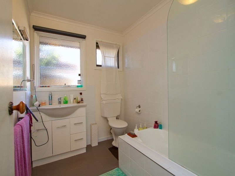 1/4 Government Road, Frankston VIC 3199