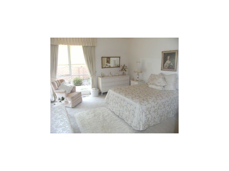 8 Sundown Walk, Frankston South VIC 3199