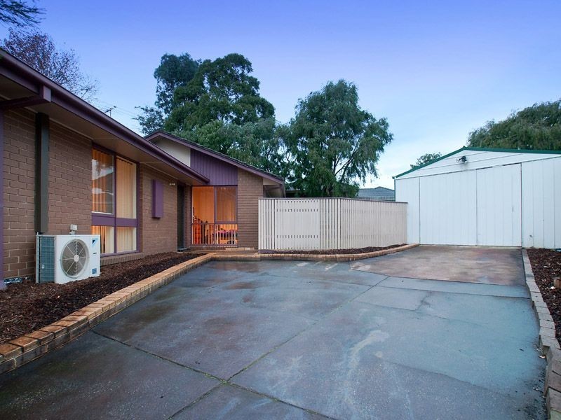 4 Upminster Court, Frankston VIC 3199
