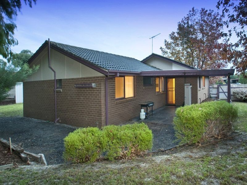 4 Upminster Court, Frankston VIC 3199