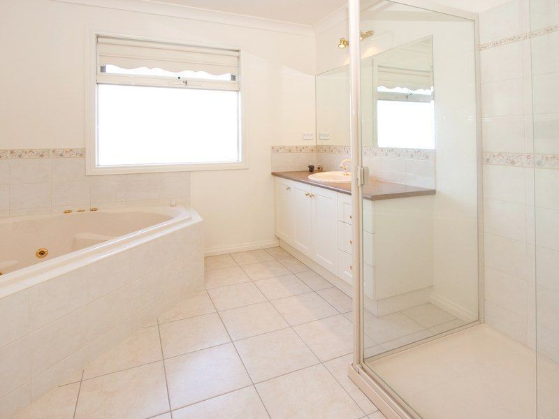 8 The Concourse, Frankston South VIC 3199