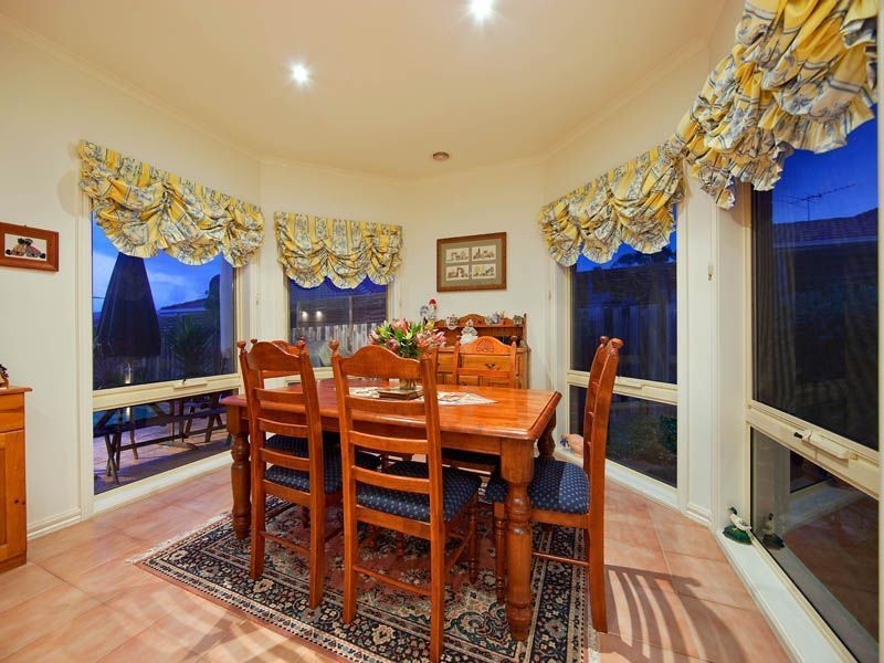 4 Crestview Court, Frankston South VIC 3199