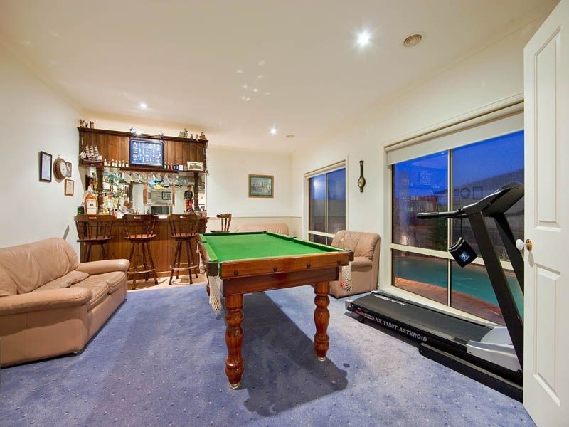 4 Crestview Court, Frankston South VIC 3199