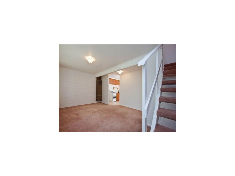 14/1 Foot Street, Frankston VIC 3199