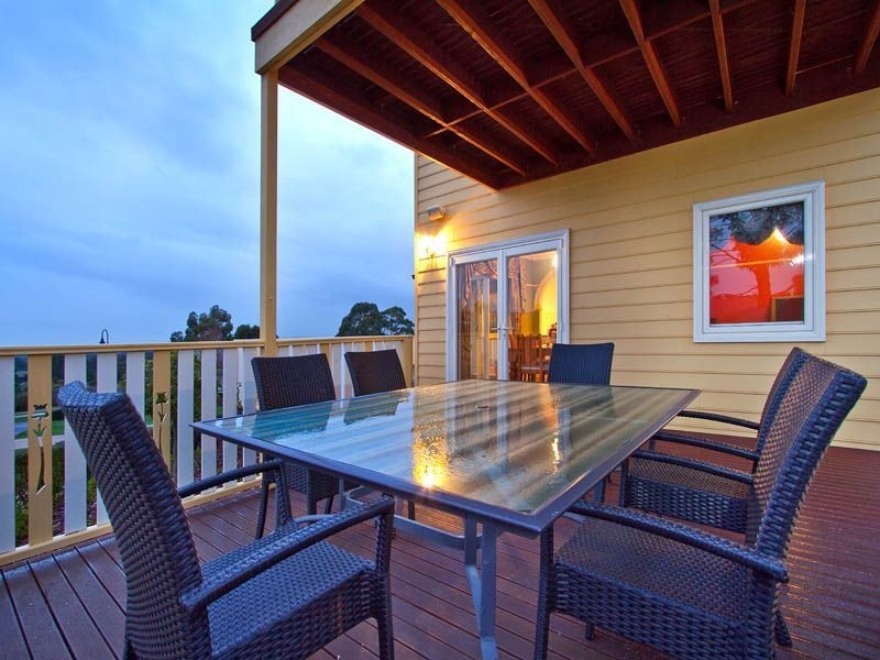 16 The Strand, Frankston South VIC 3199