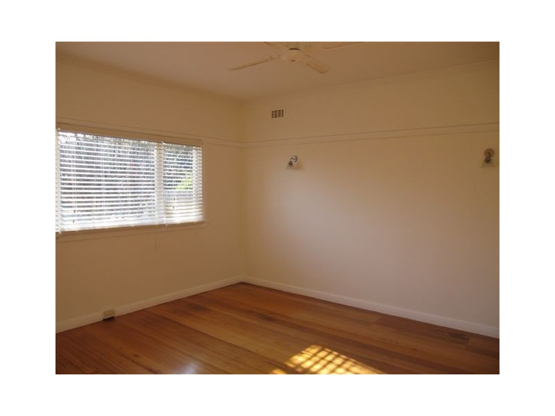 20 Dell Road, Frankston VIC 3199