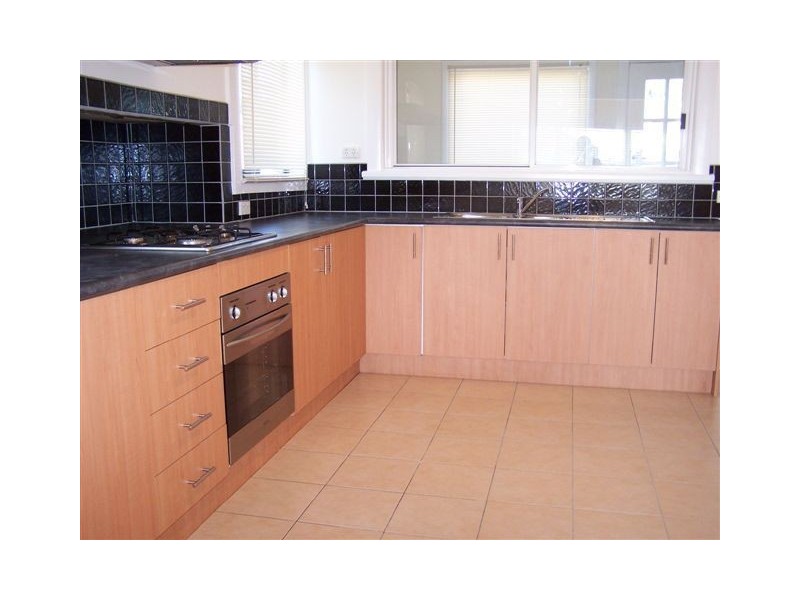 20 Dell Road, Frankston VIC 3199