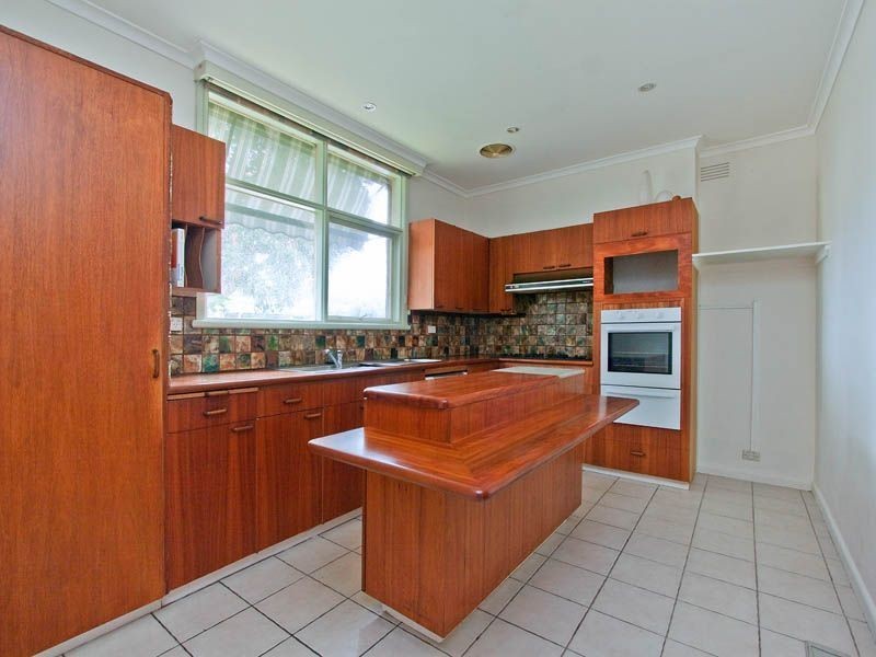 2 Meribah Court, Frankston VIC 3199