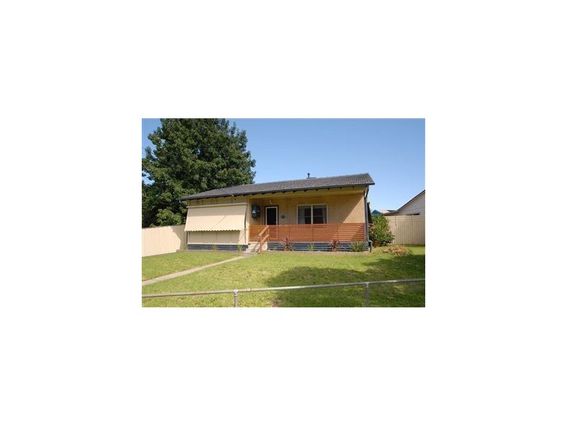 40 Norfolk Crescent, Frankston North VIC 3200