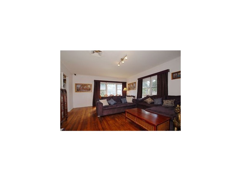 40 Norfolk Crescent, Frankston North VIC 3200