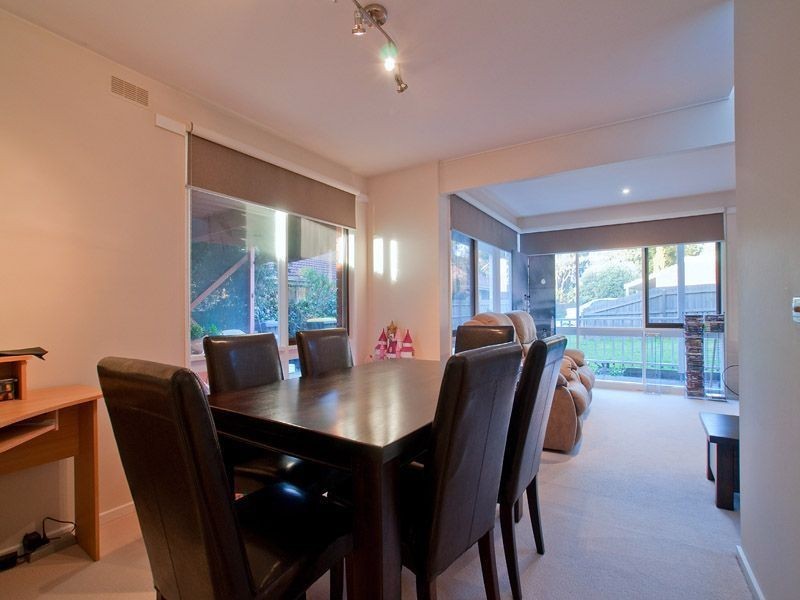 2/22 Robinia Street, Frankston VIC 3199