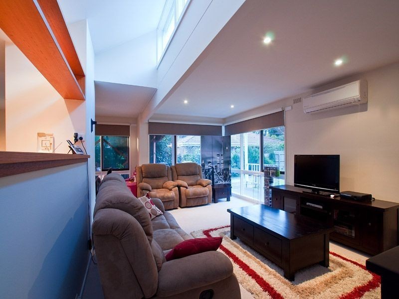 2/22 Robinia Street, Frankston VIC 3199