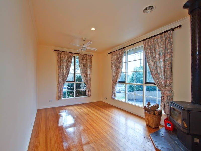 5 Lerwick Court, Frankston VIC 3199