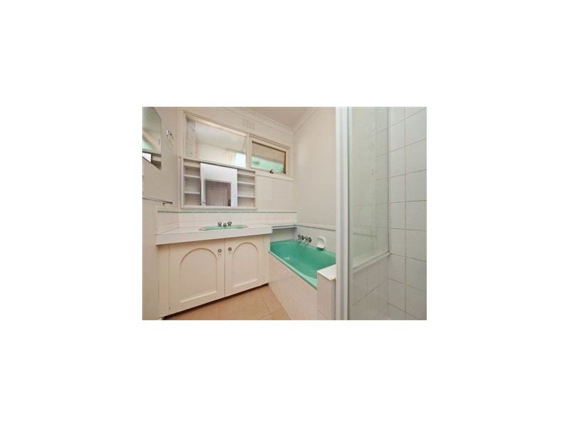 5 Gulwa Avenue, Frankston VIC 3199