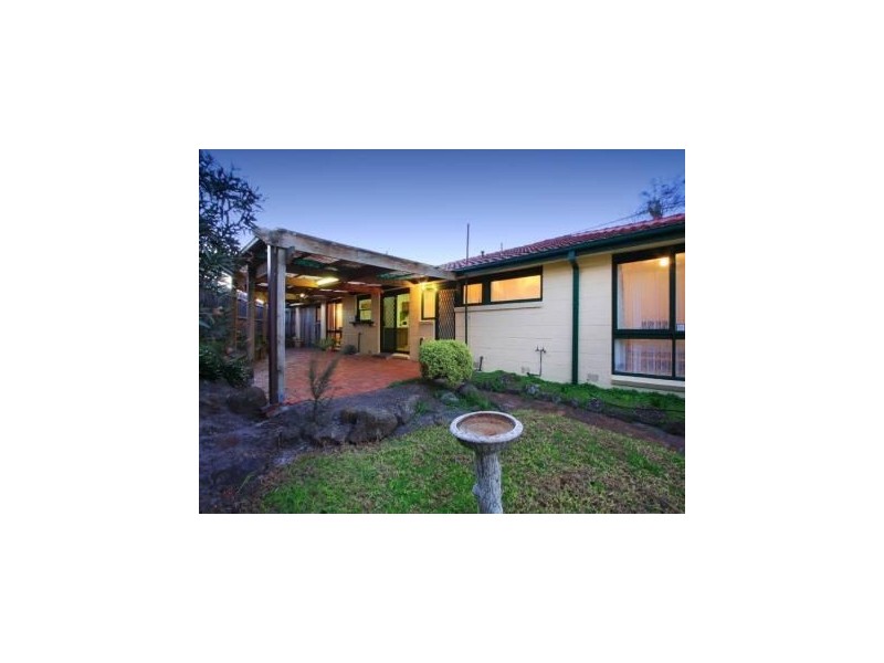 1 Bunarong Drive, Frankston VIC 3199