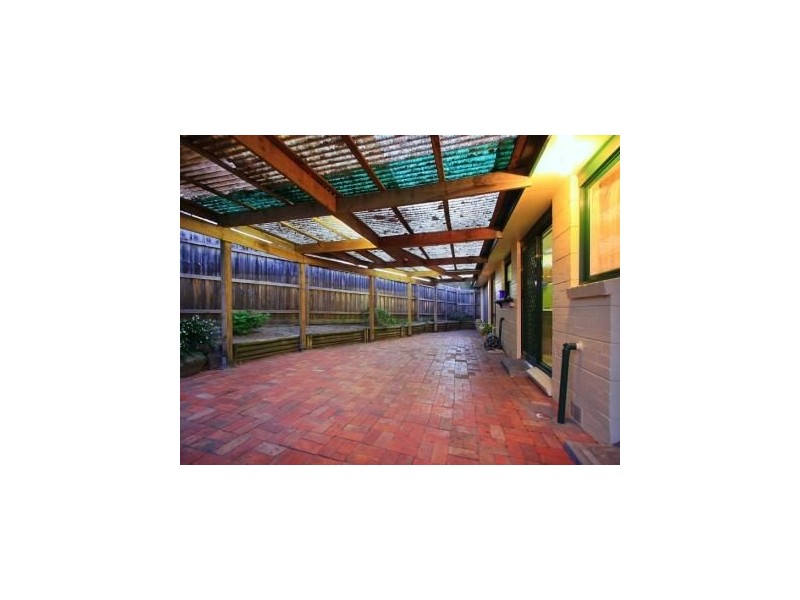 1 Bunarong Drive, Frankston VIC 3199