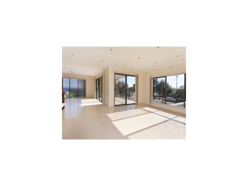 2/28 High Street, Frankston VIC 3199