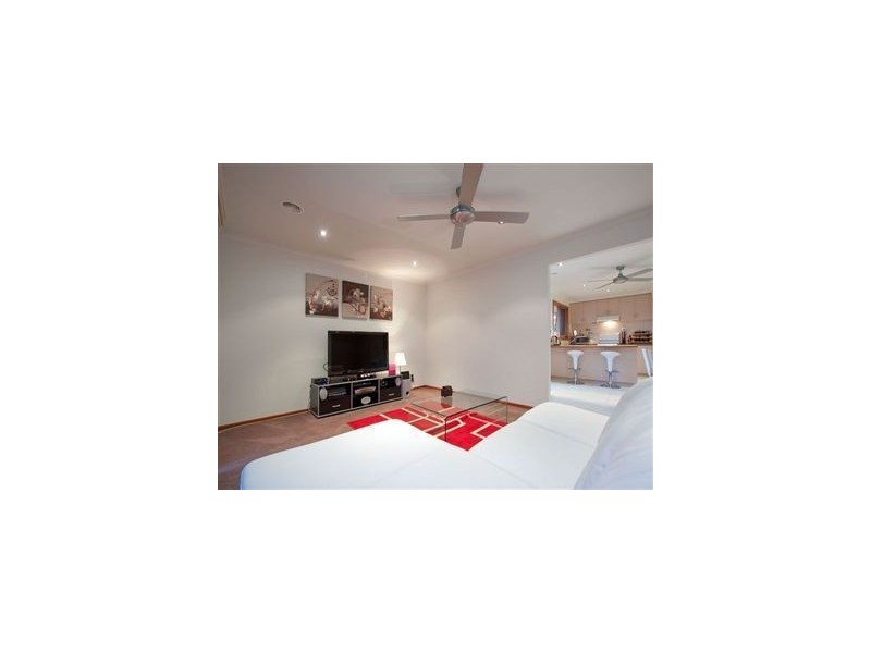 2/29 Heatherhill Road, Frankston VIC 3199