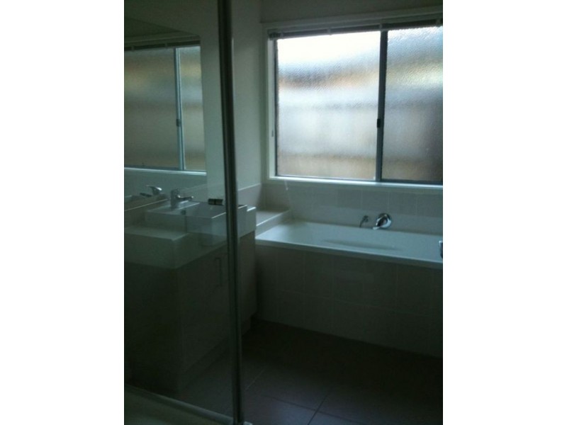 10/27 Ruby Joy Drive, Somerville VIC 3912