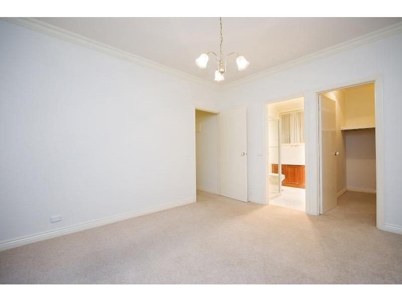 4/18 Grange Road, Frankston South VIC 3199