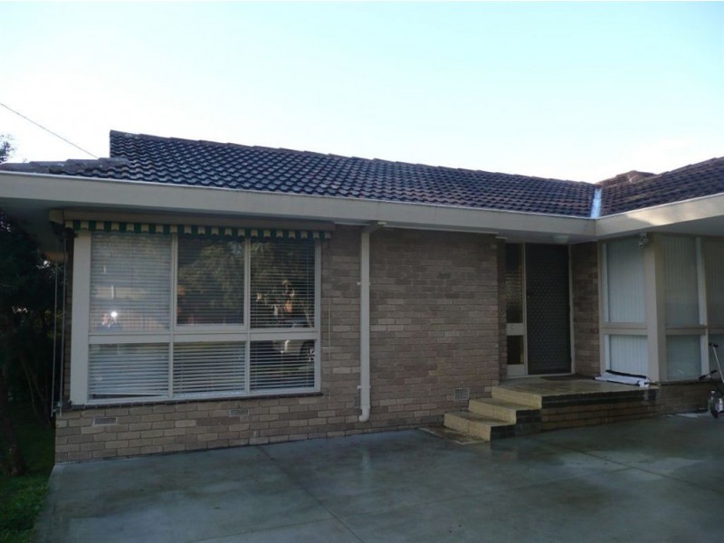 4 Govan Street, Langwarrin VIC 3910