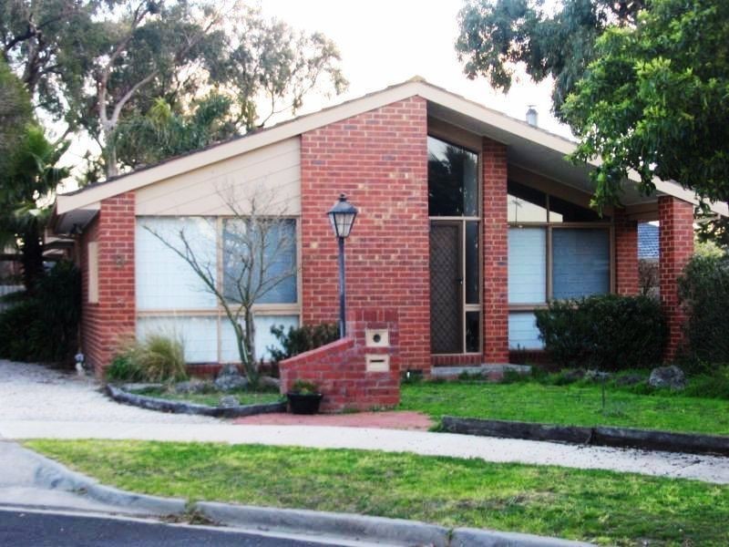 9 Maretimo Court, Frankston VIC 3199