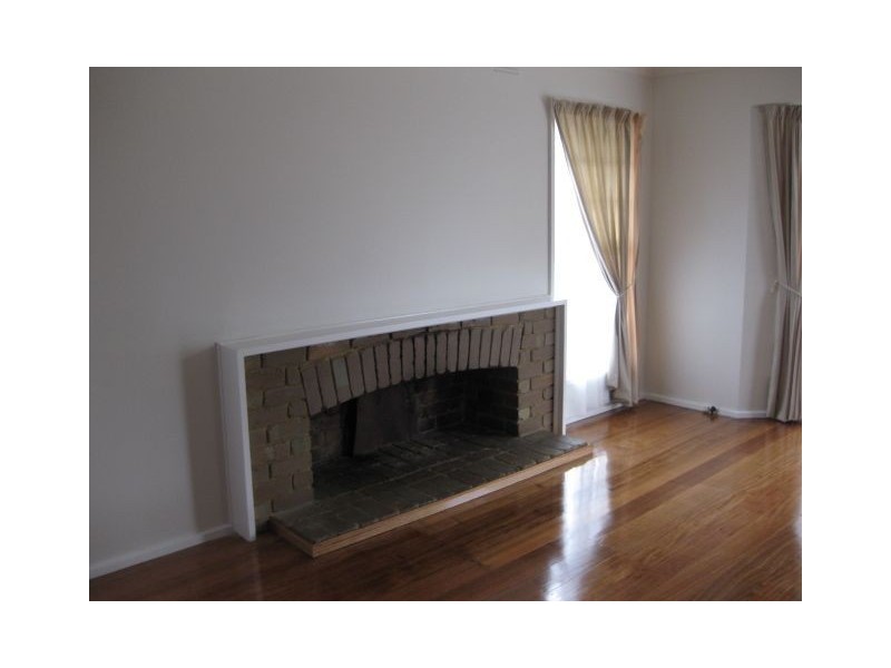 6 St George Court, Frankston VIC 3199