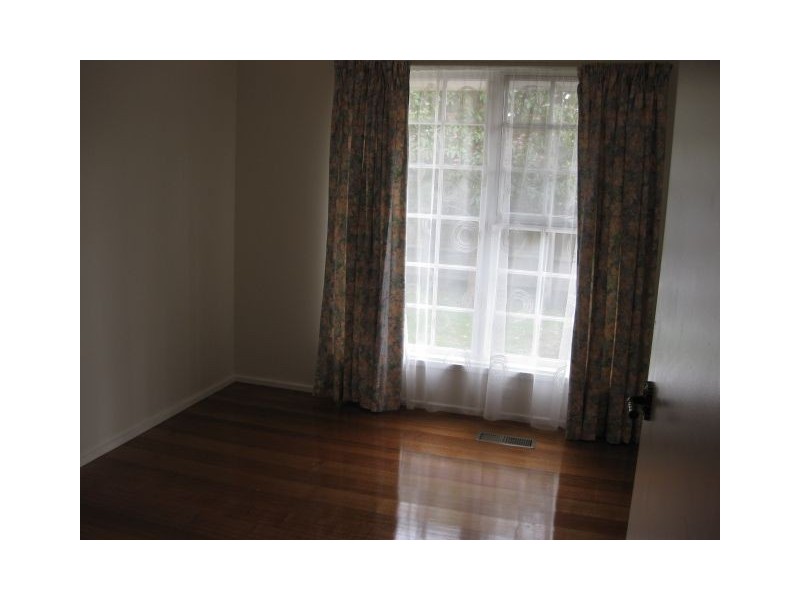 6 St George Court, Frankston VIC 3199